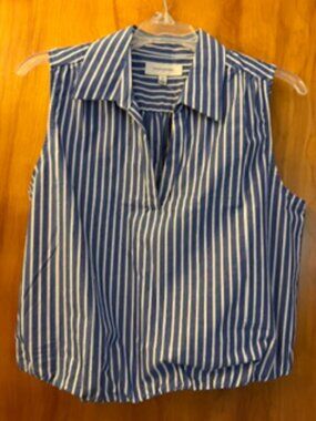 Banana Republic cropped striped shirt, size Medium